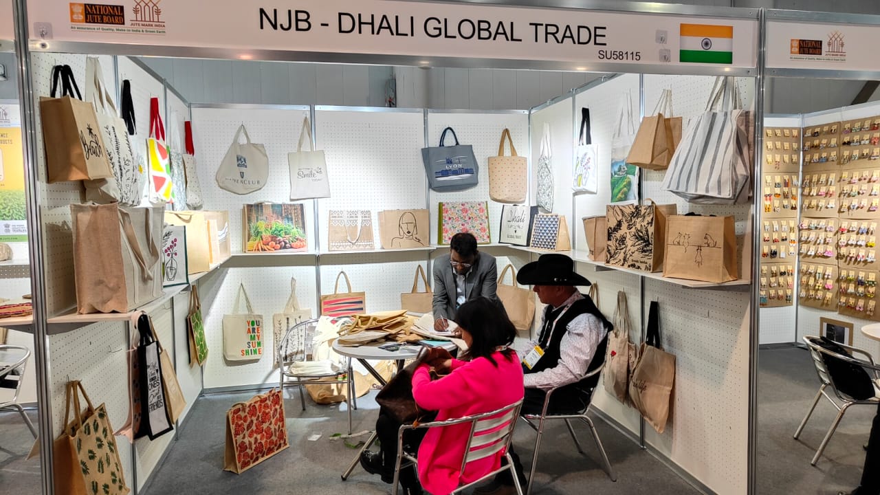 Printing setup for eco bags